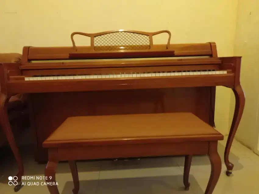 Piano YAMAHA Spinet Built Up Japan