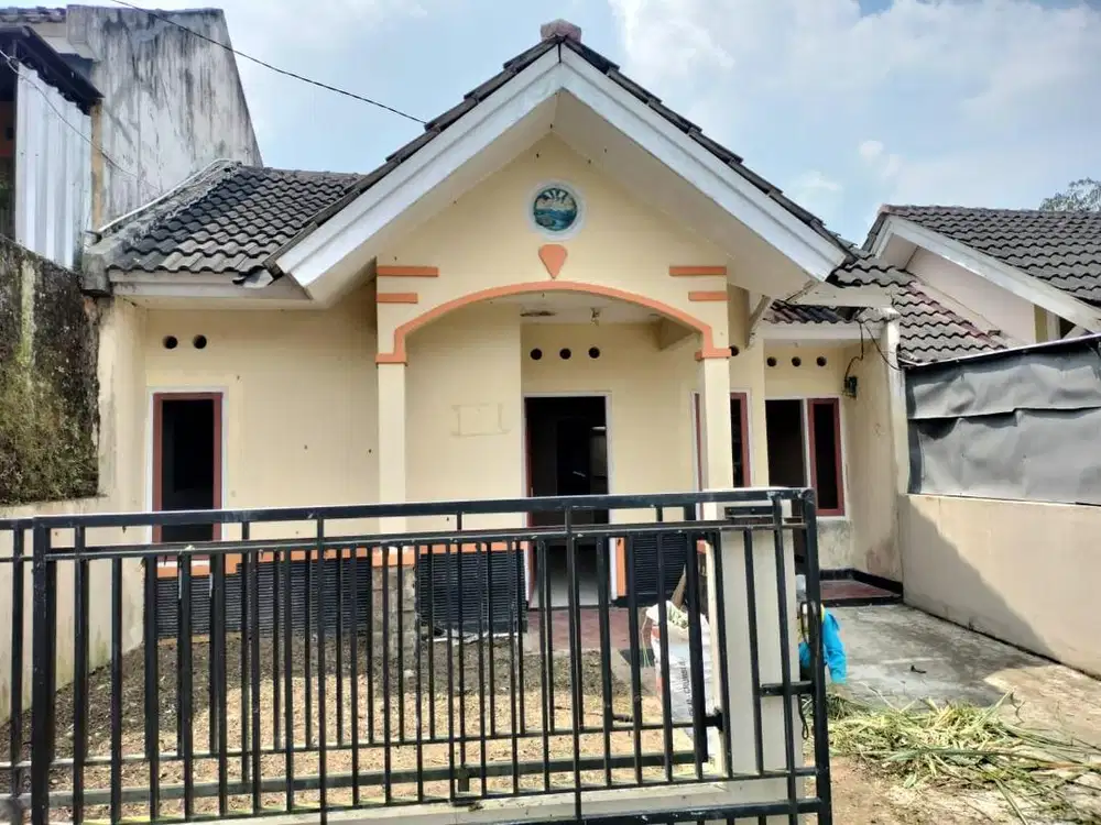 DiJual rumah, harga spesial dan terjangkau bisa DP pakai motor/mobil