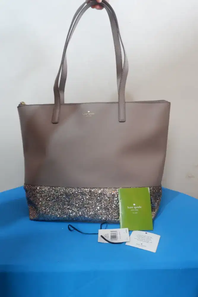 Kate spade greta store court penny glitter