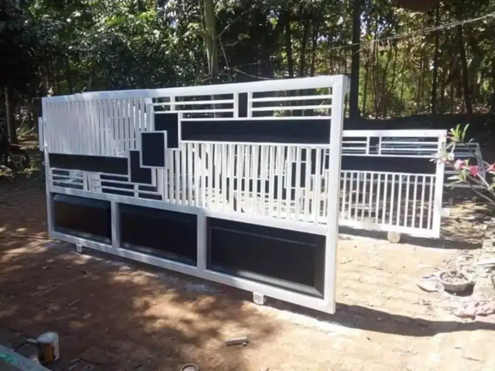 Pintu dorong minimalis modern