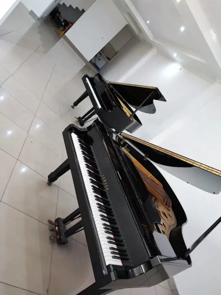Piano Yamaha Grand piano Yamaha GB1