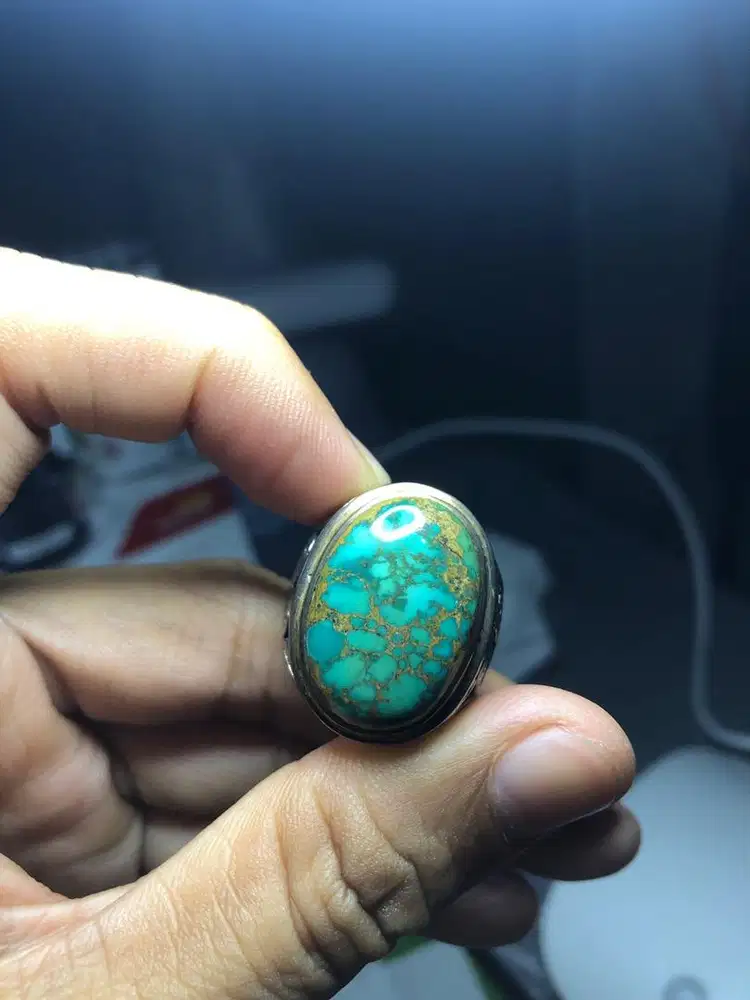 Batu Pirus Persia Urat Emas