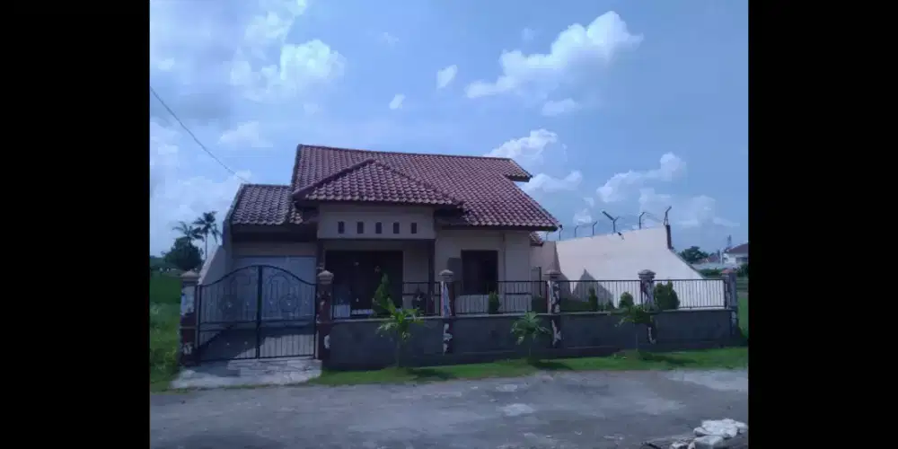 Dijual Rumah Siap Huni di Jl Kenari Perumahan Mojopahit
