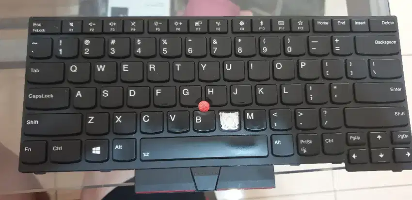 Keyboard Thinkpad lenovo L380, huruf N copot