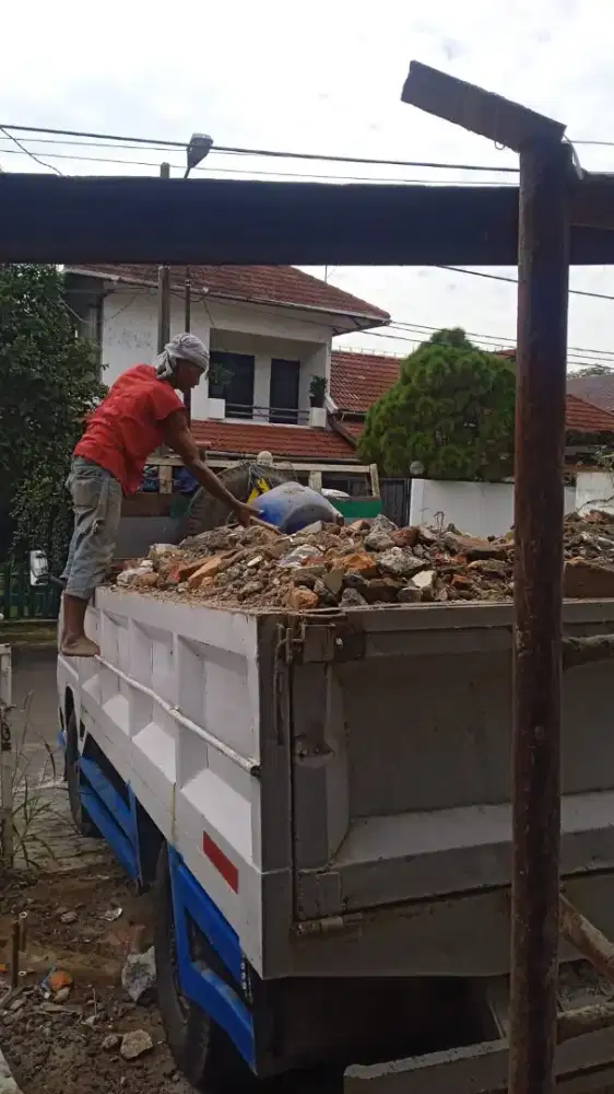 Jasa buang puing/urukan dll