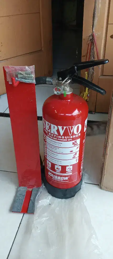 Tabung servvo APAR pemadam kebakaran