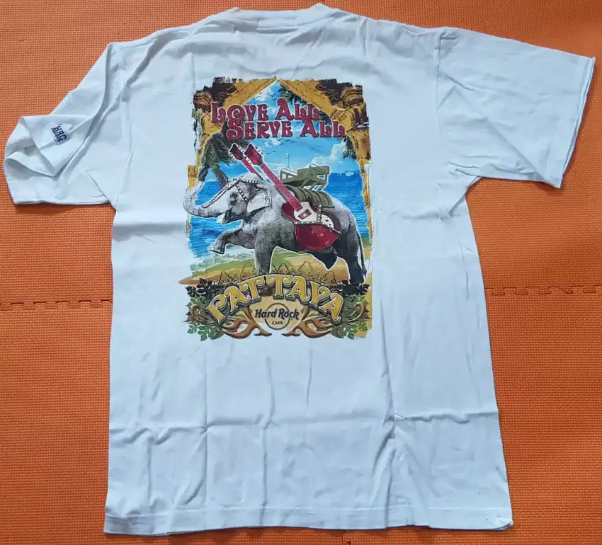 Kaos HRC (Hard Rock Cafe) PATTAYA Original dari Thailand Dewasa M