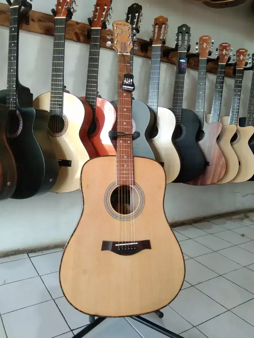 Gitar Original Sukhoy Akustik Elektrik Kualitas Di Atas Rata-Rata