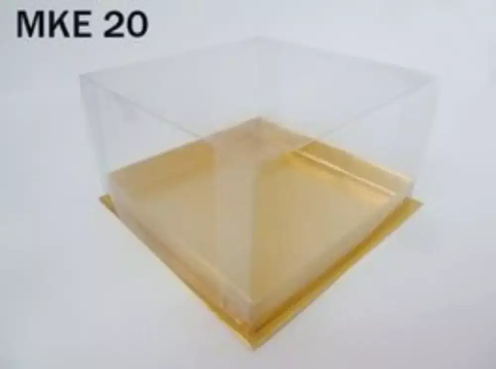 Box Cake Emas Mika Uk 20×20cm