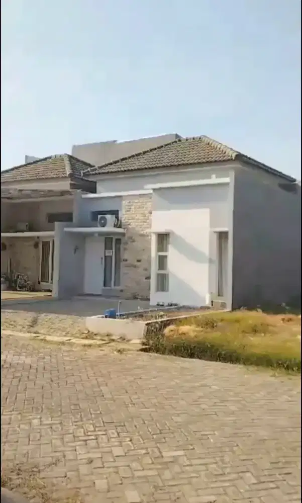 DIKONTRAKAN // + KANOPI BISA DIBICARAKAN