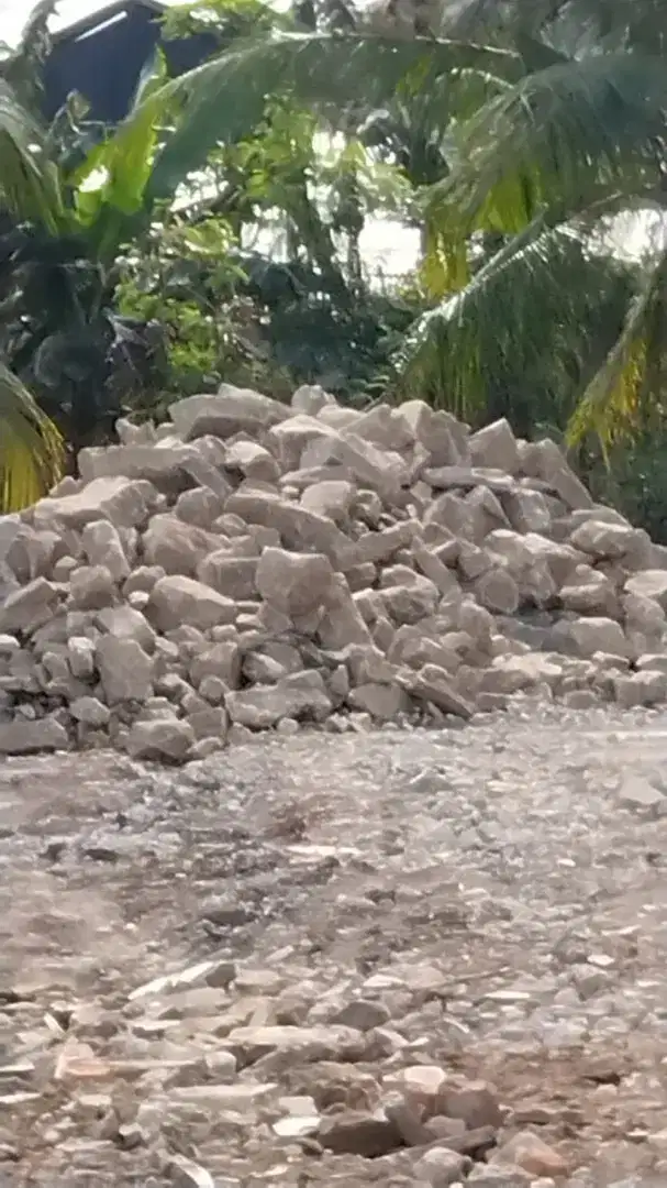 Pasir pasang cor batu belah kali sirtu sirdam split makadam abu batu