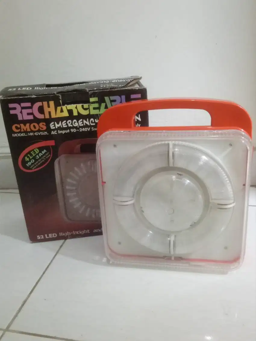 Lampu Emergency-Rechargeable Emergency Lantern 52 LED High-bright