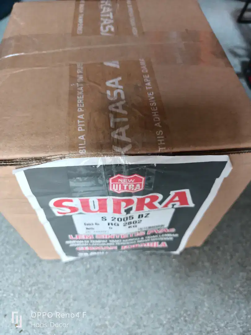 Lem putih supra