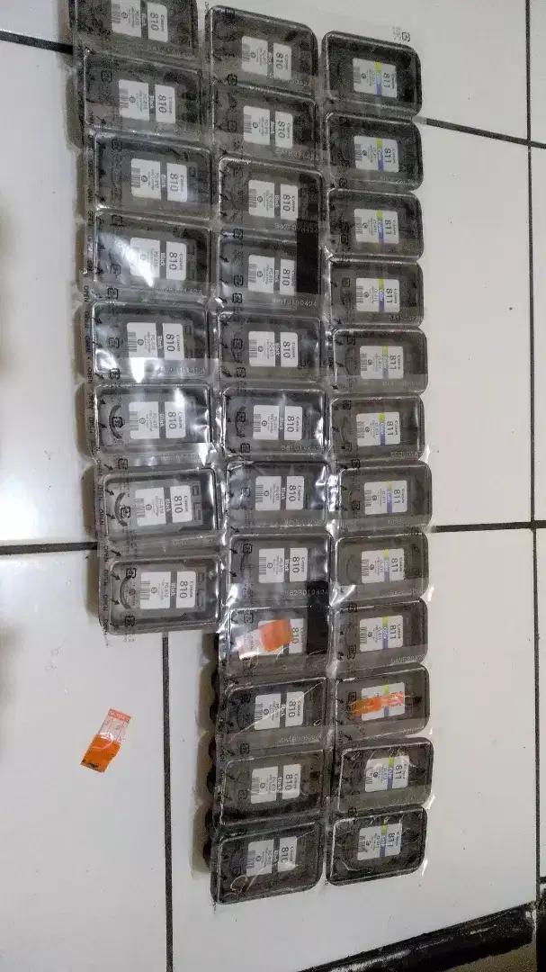 Di cari tinta canon bekas tipe 810dan 811 yang belim di refil