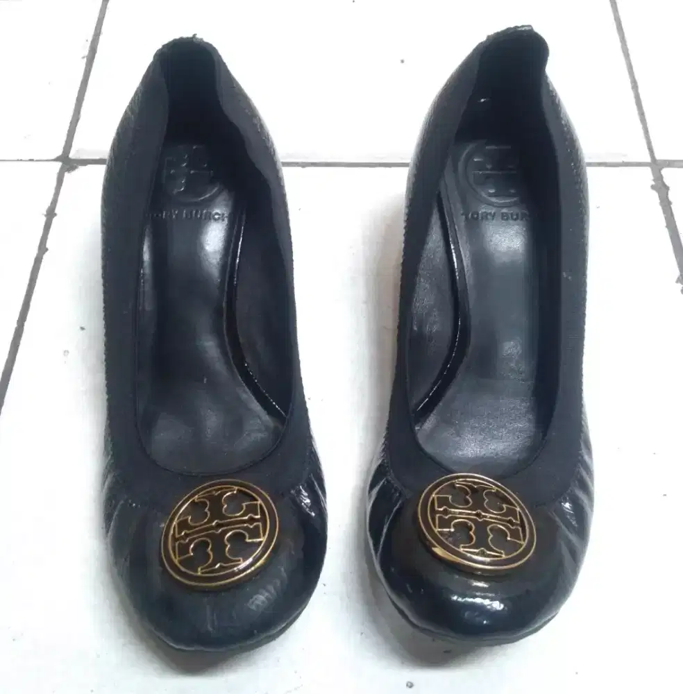 Sepatu wedges original TORRY BURCH size 36 .