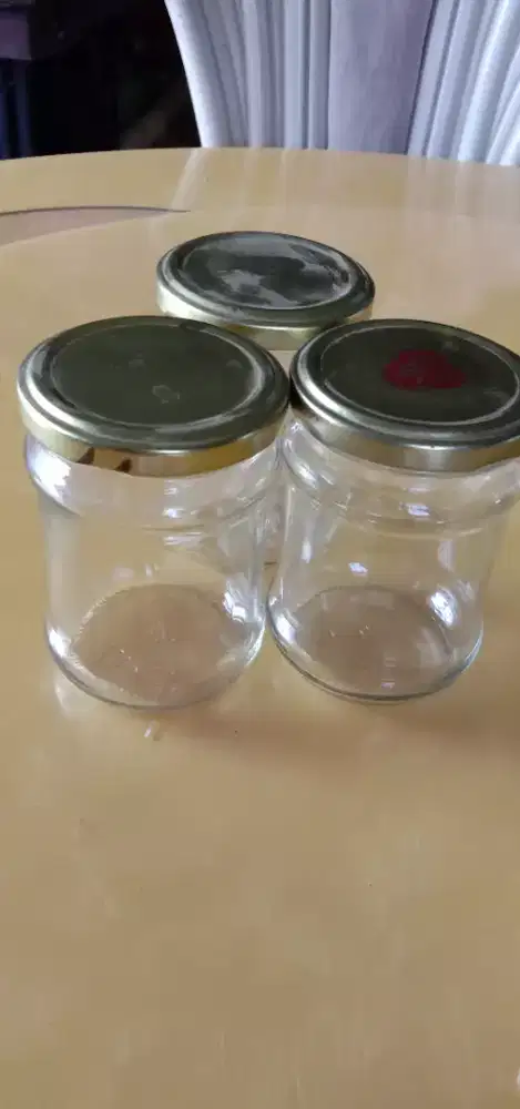 Botol acar kedap udara