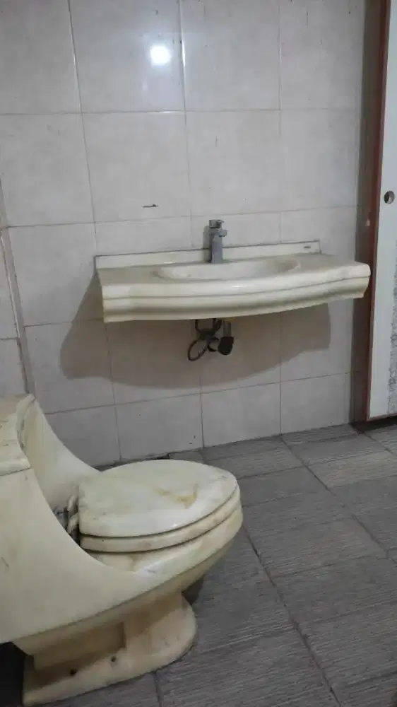 Toilet Duduk di Indonesia - OLX Murah Dengan Harga Terbaik - OLX.co.id