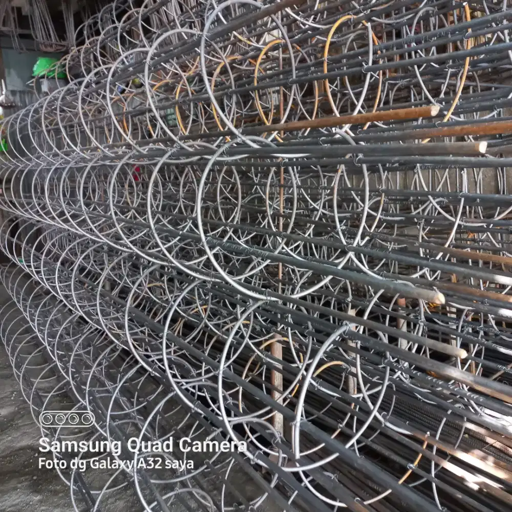 Besi setros paku bumi pondasi