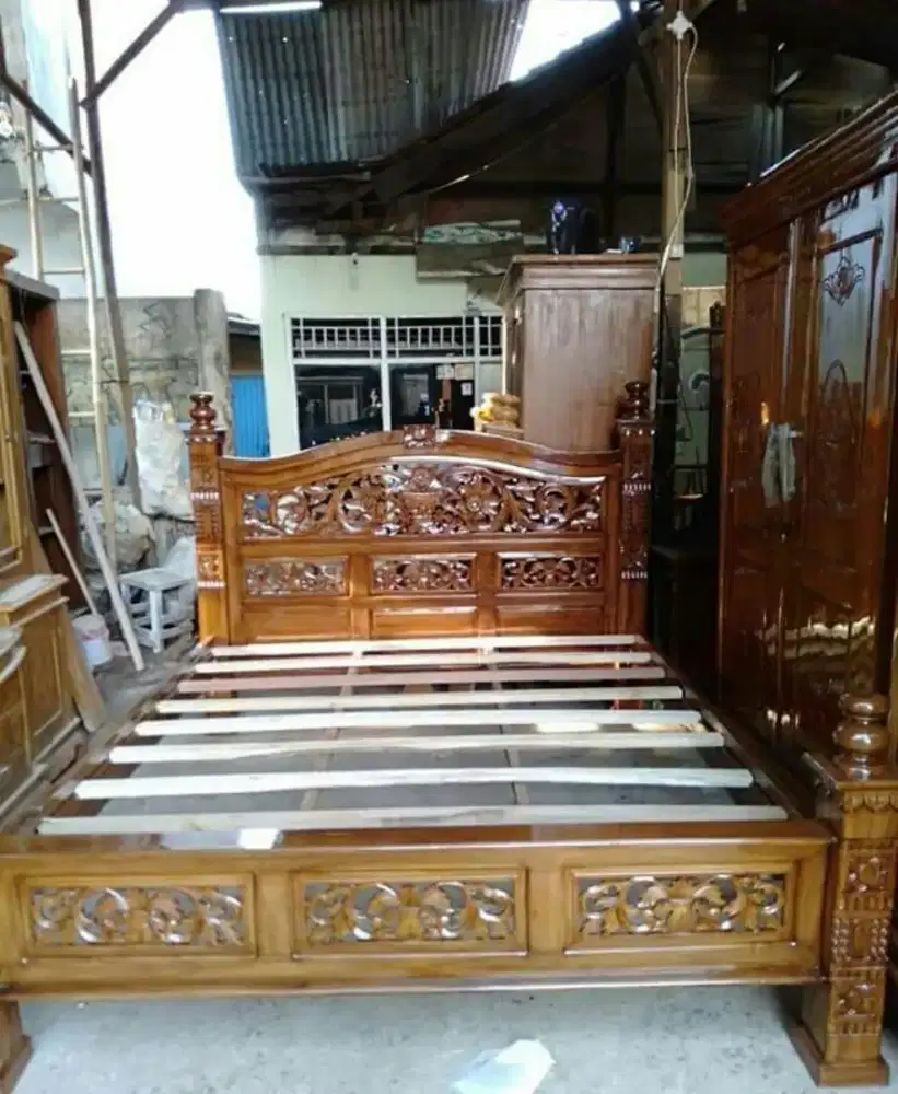 Dipan Kayu Jati Rahwana Tiara Ranjang Tempat Tidur 160x200