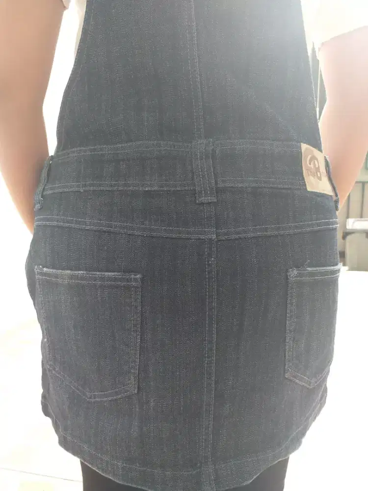 Werpack jeans pants merk The B Club jual.murmer uk XL beli kekecilan