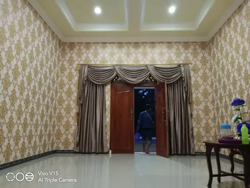 Wallpaper dinding vinyl