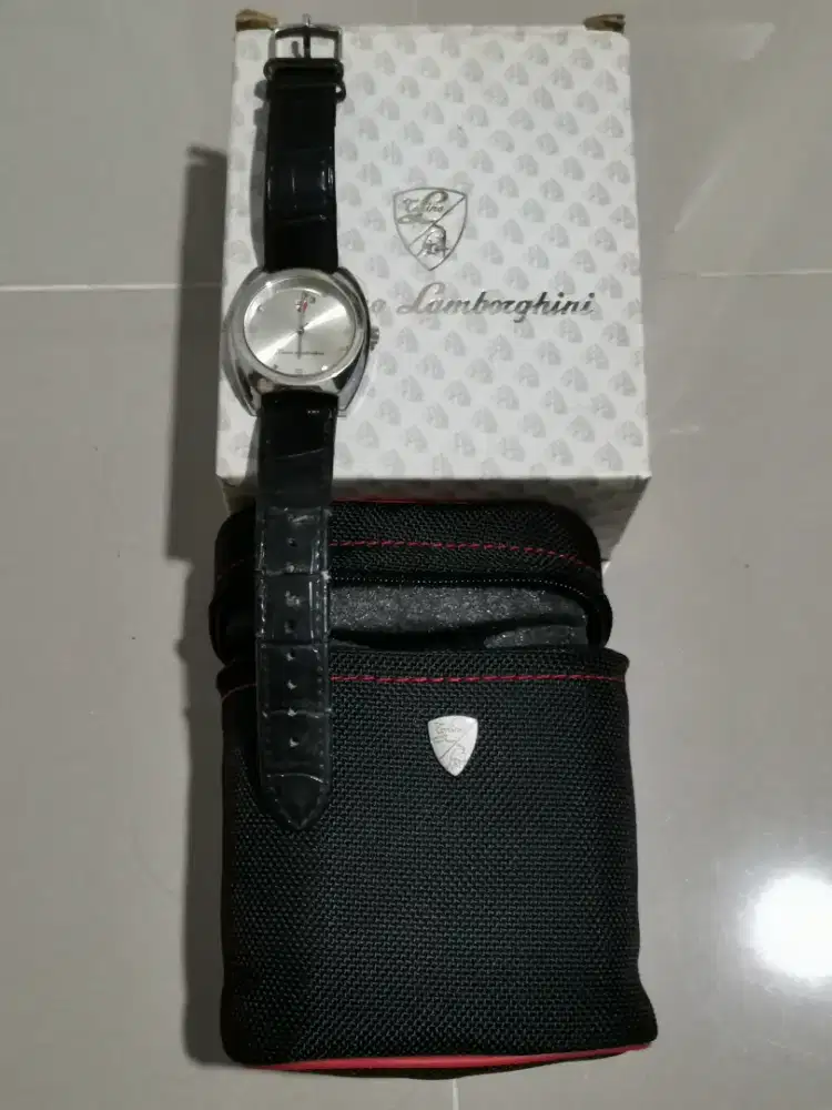 Jam tangan lambirghini