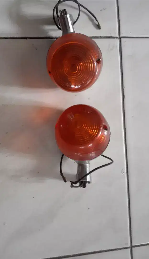 Lampu sen motor honda kanan kiri ori