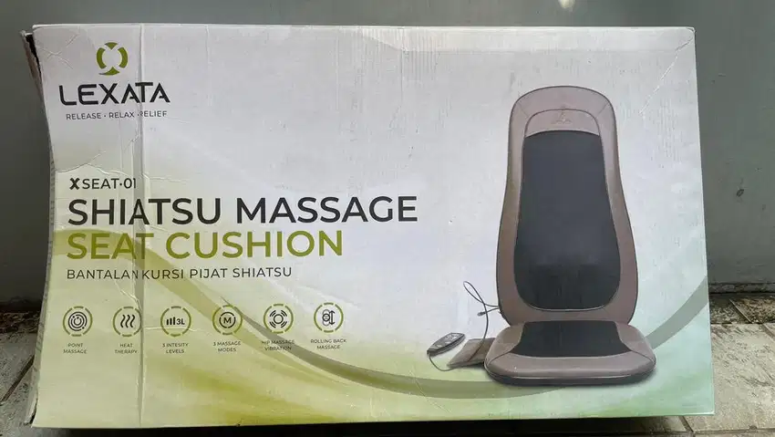 Kursi pijat mobil