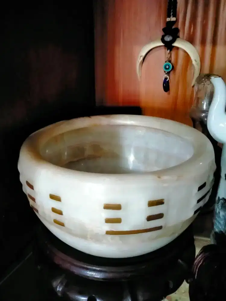 guci giok taiwan lawas.