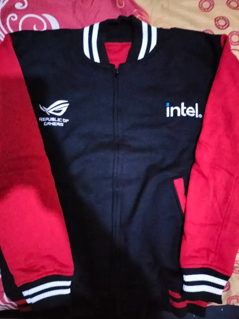 Jaket Asus ROG Size L
