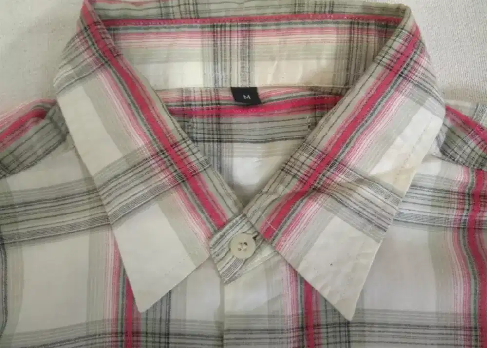 Kemeja Lengan Pendek No Brand Size M