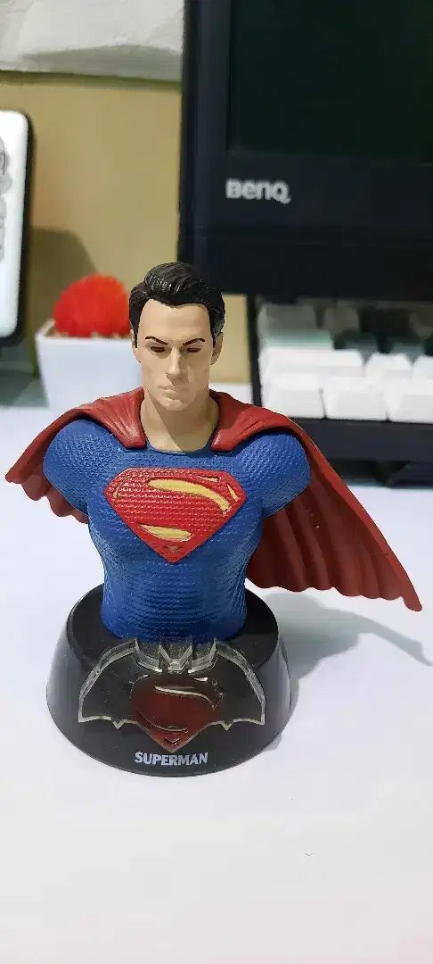 Action figure superman