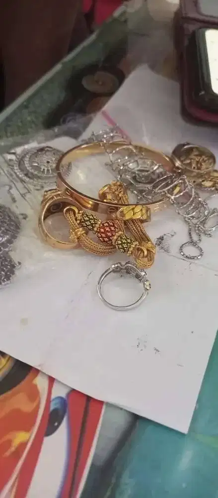 TERIMA JUAL BELI EMAS BERLIAN ANTAM TANPA SURAT