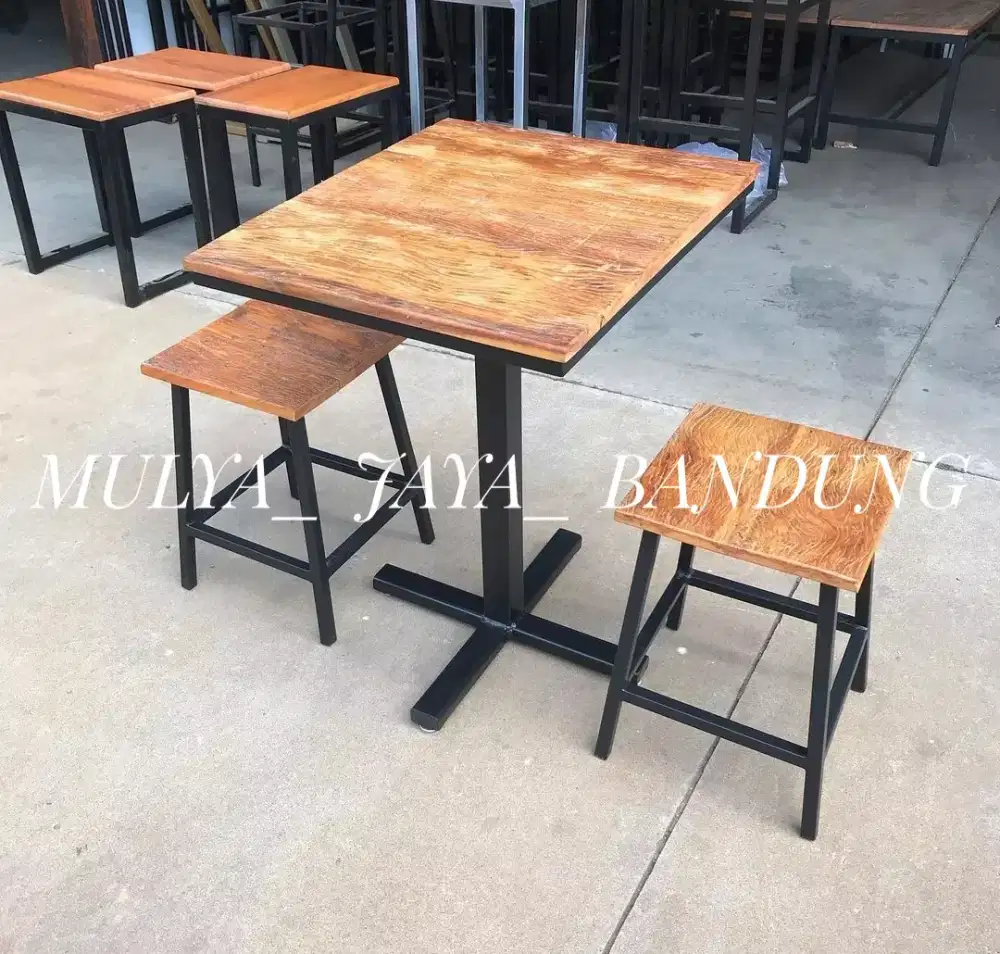MEJA KURSI CAFE/MEJA KURSI MINIMALIS