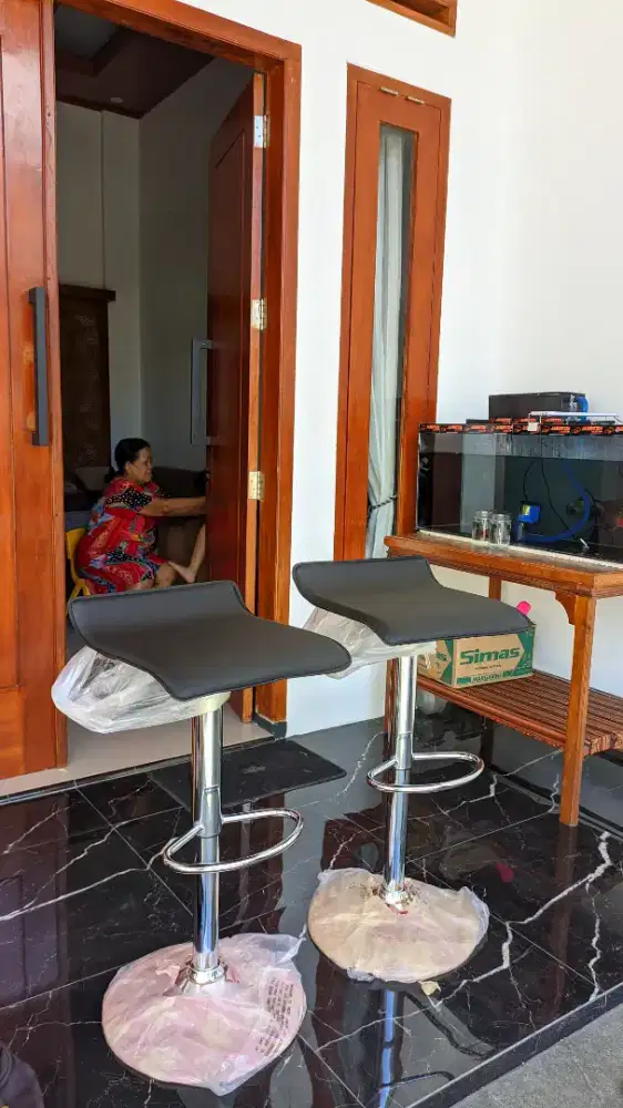 Kursi Bar Hidrolik Murah