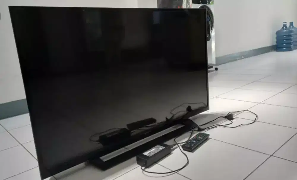 (Property terpanas se OLX Indonesia) TV LED Sony Bravia 40inch ky baru