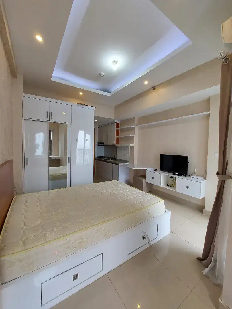 Di sewakan studio furnish tahunan dan bulanan apartement the nest