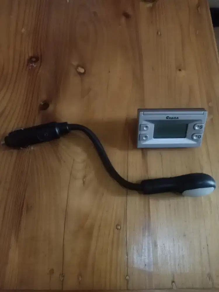 Jam Mobil & Lampu Baca buat di mobil