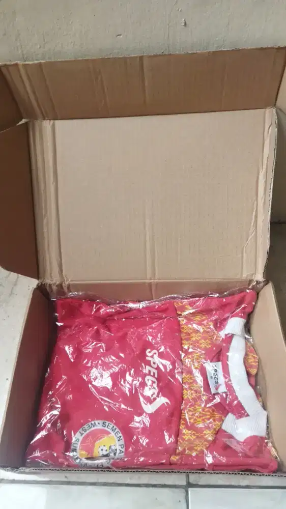 Jersey Specs Semen Padang (Liga IPL, Musim 2012) barang Langka