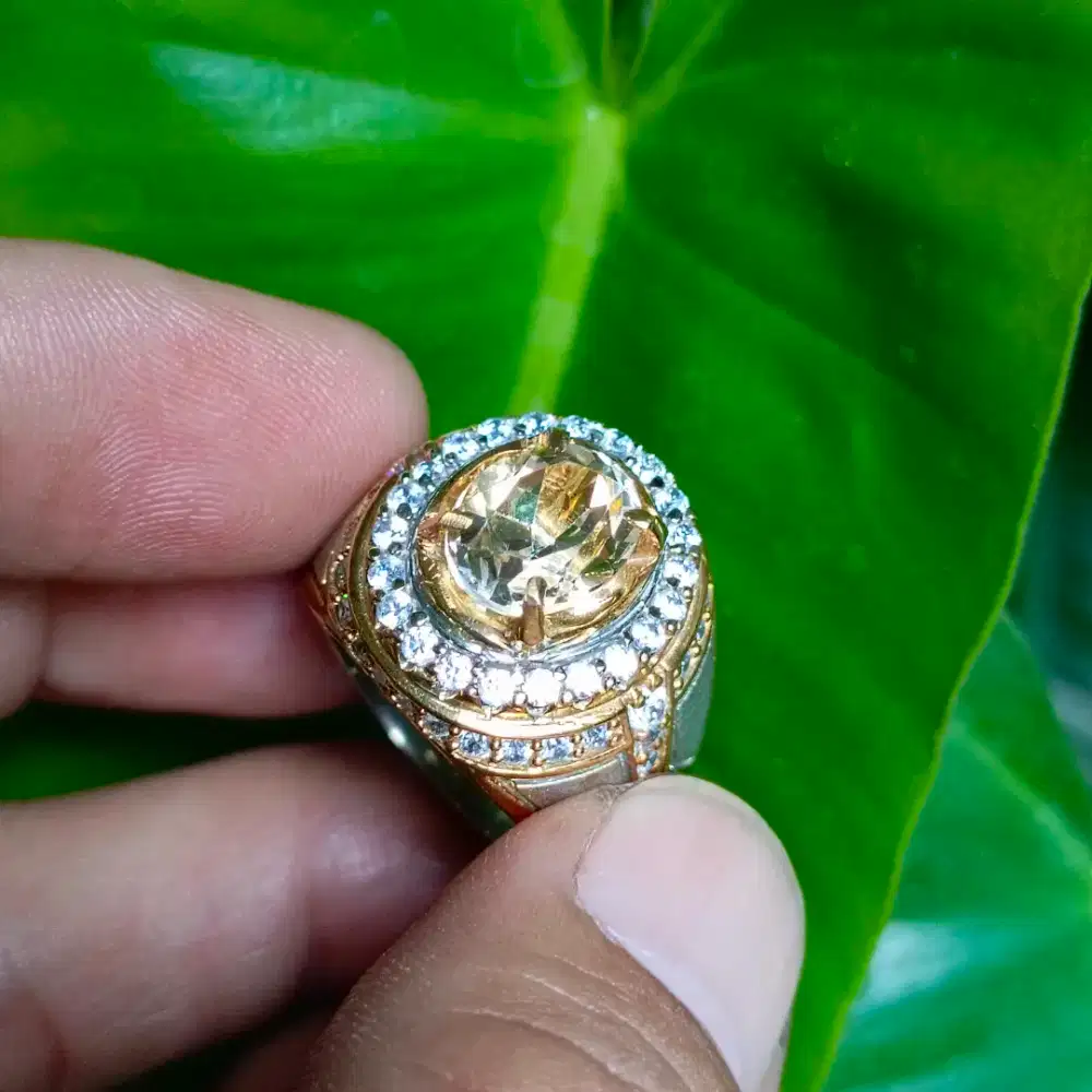 Cincin Batu Permata Natural COLORLESS TOPAZ (4,02ct)