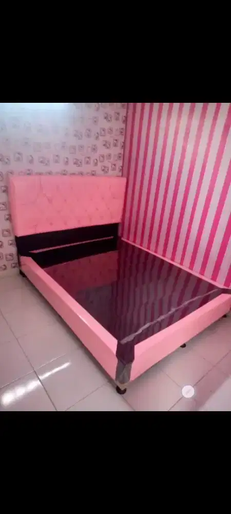 Dipan kayu minimalis