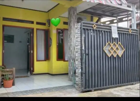 Di kontrakan 1 rumah