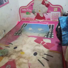 Tempat tidur spring bed no 3 ranjang atas bawah noda bisa ilang