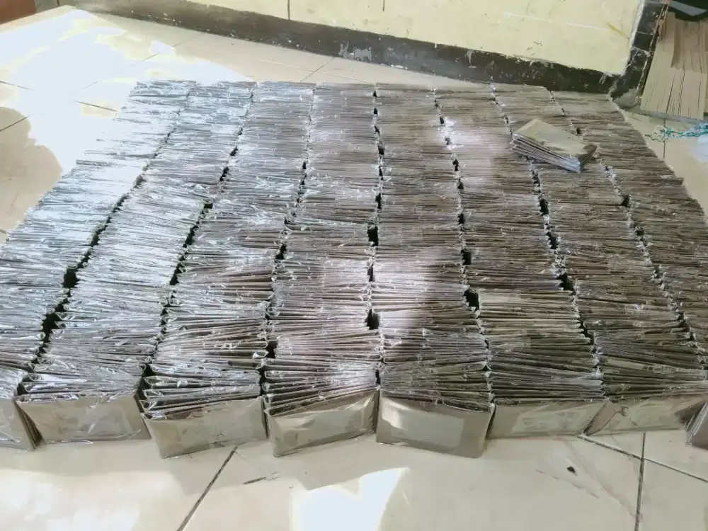 Dompet id card magnetik