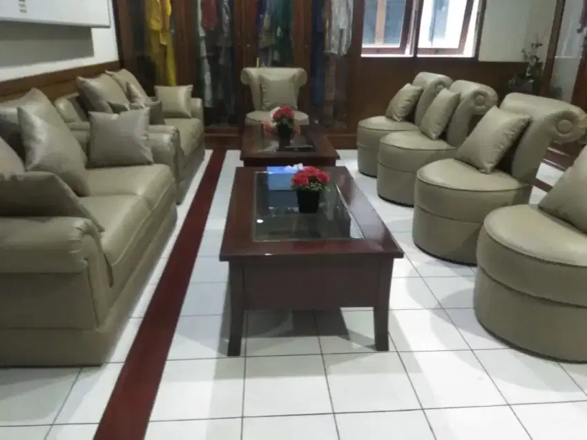 Service servis sofa panggilan