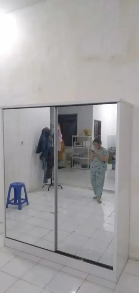 JUAL READY LEMARI PAKAIAN PINTU SLED ORDER CEPAT