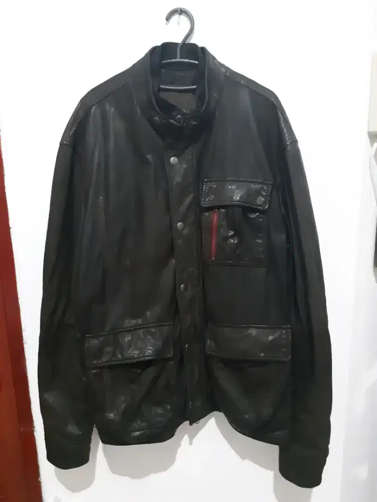 Jaket Kulit Jaket Zara Jaket Uniqlo Jaket Revolution Jaket Pilot