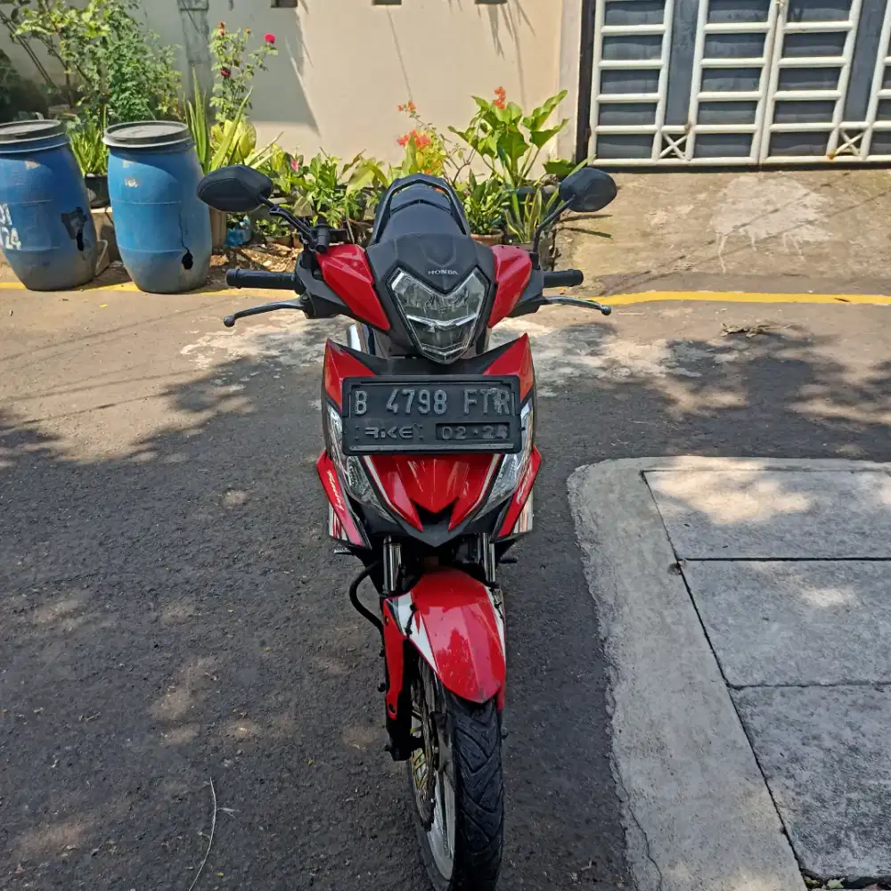 DIJUAL CEPAT, SUPRA GTR 150 2019