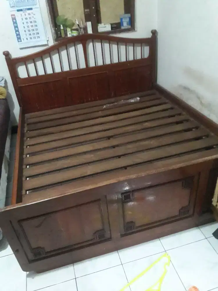 Set dipan kayu jati kuno puluhan tahun 3 generasi