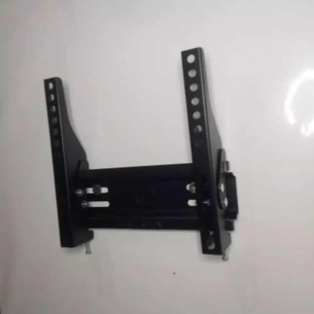 Bracket TV led 19-43 inci +pasang